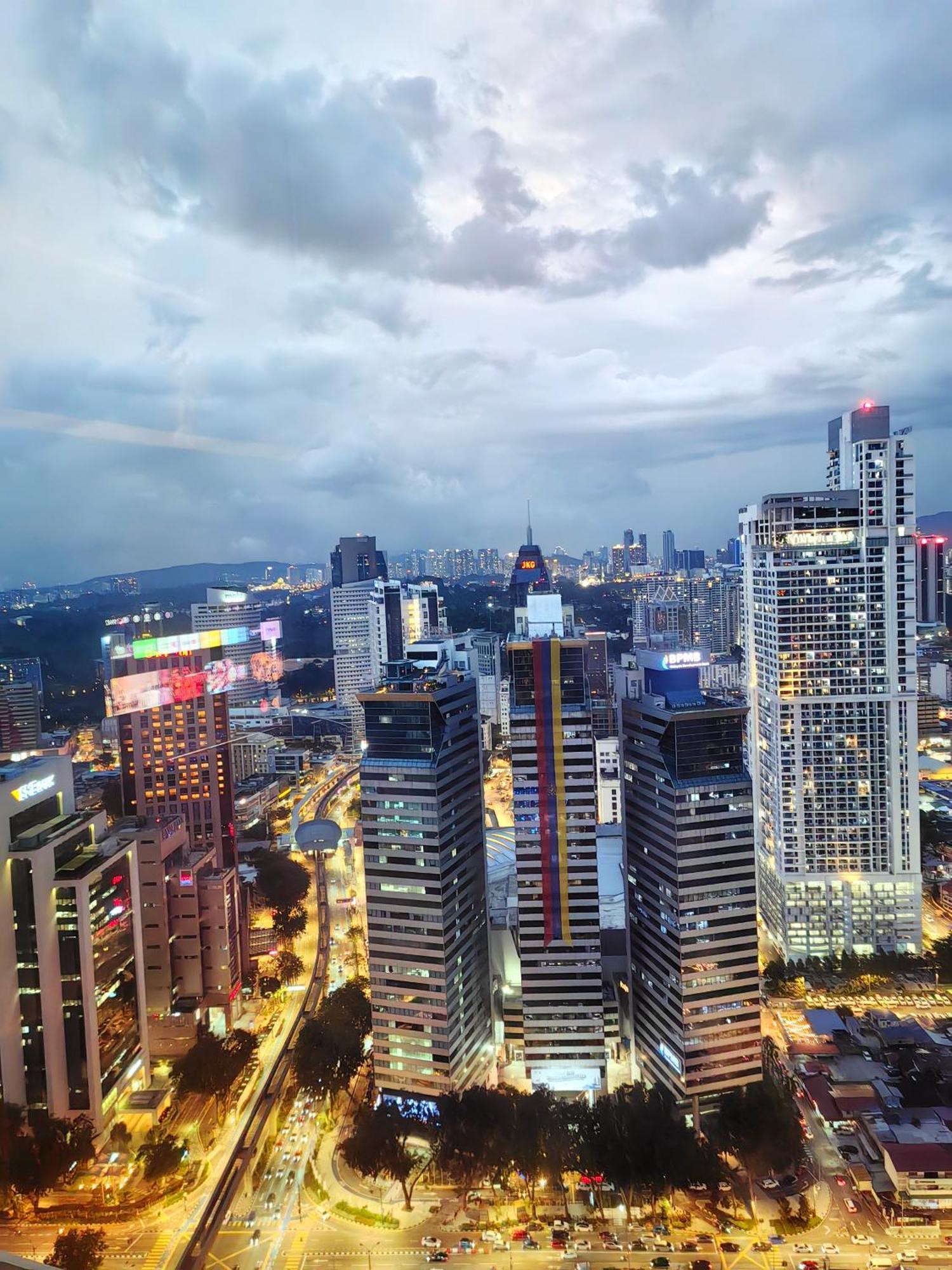 Platinum Klcc & Bukit Bintang Apartamento Kuala Lumpur Exterior foto